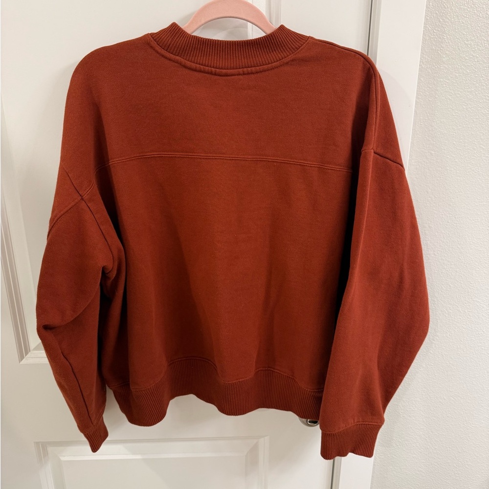 A New Day - rust crew neck sweatshirt - Picture 2 of 4